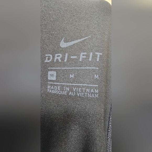 Nike Pro cropped/ ankl athletic Medium Black leggings - Picture 6 of 6